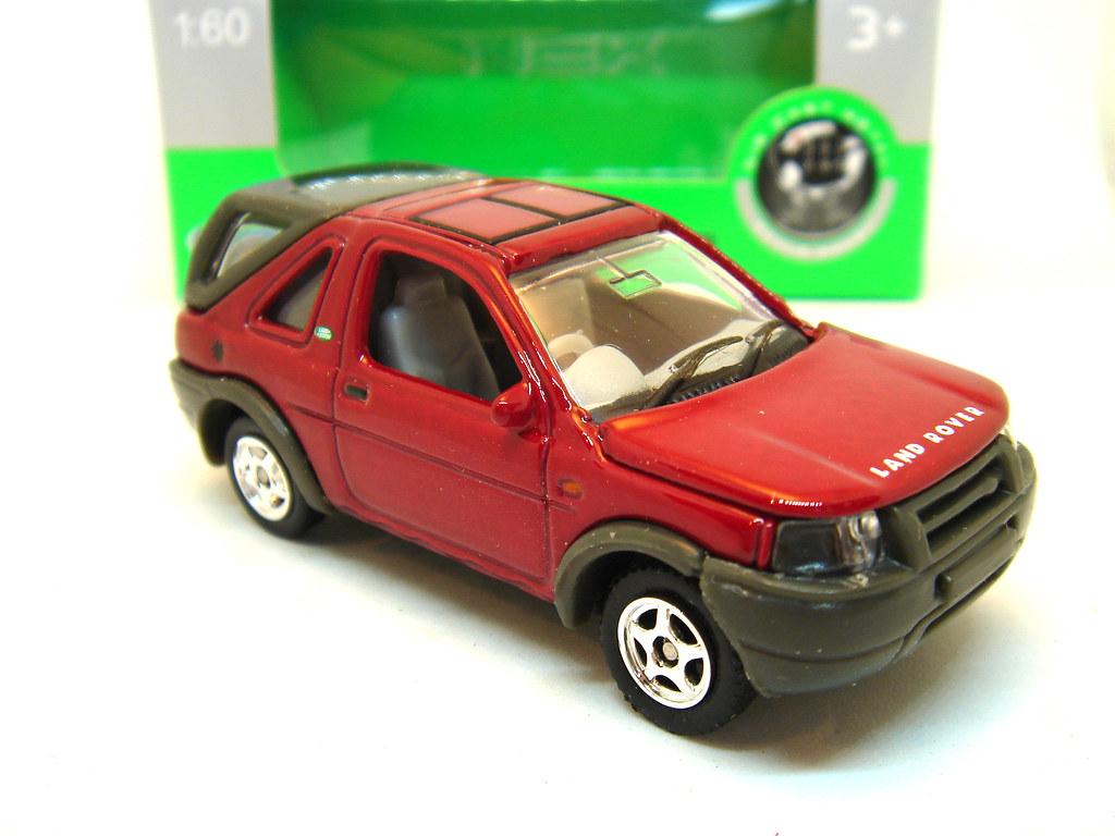 WELLY LAND-ROVER FREELANDER NO6 1/64 | Its a very sobering t… | Flickr