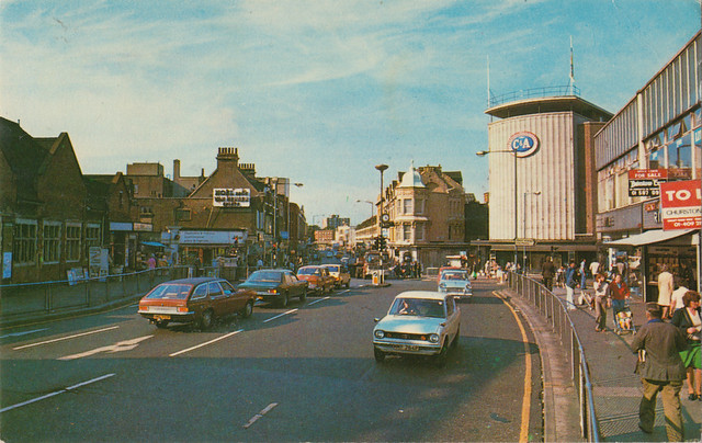 Cranbrook Road, Ilford, Essex old postcard 1970s