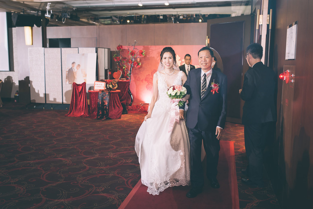 [婚禮攝影]奕安鈺雯 文定迎娶午宴@富信大飯店-最專業的團隊完成每場完美婚禮紀錄，拍的不只好更要快! #即拍即印