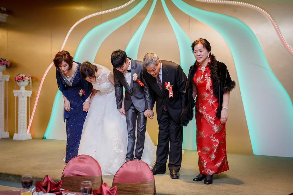 [婚禮攝影]政倫瑋庭 迎娶喜宴@米爾餐廳-最專業的團隊完成每場完美婚禮紀錄，拍的不只好更要快! #婚禮紀錄