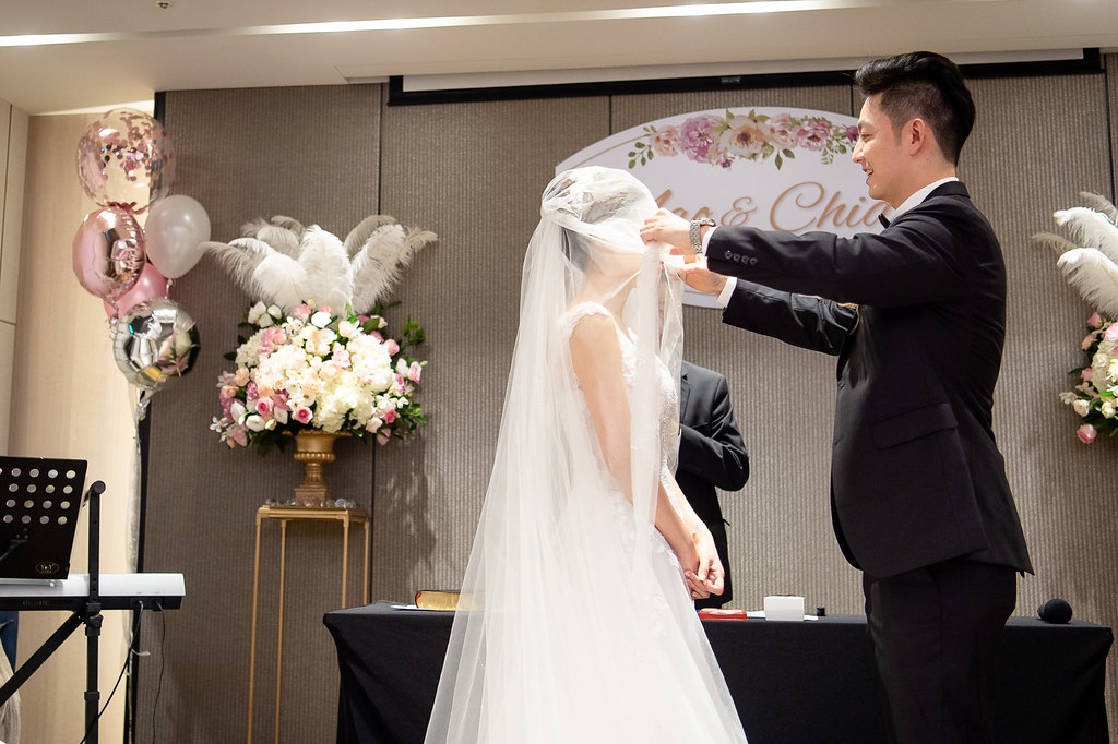 [婚禮攝影]從茂宇喬 教堂儀式午宴@台北喜來登清翫廳-最專業的團隊完成每場完美婚禮紀錄，拍的不只好更要快! #即拍即印