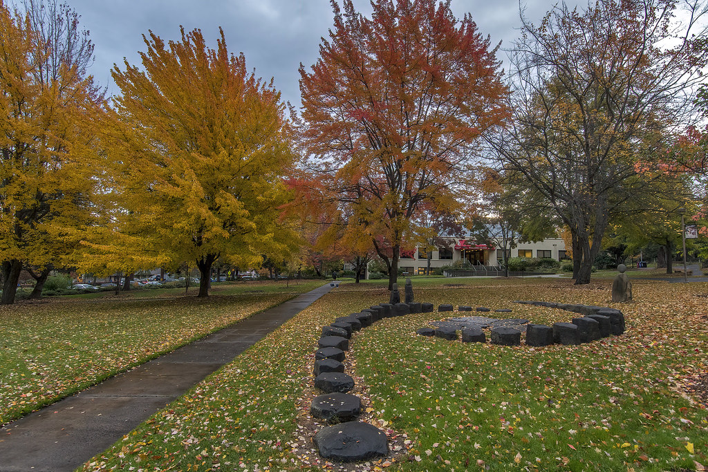 Southern Oregon University in autumn