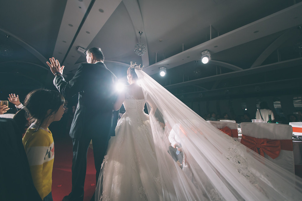[婚禮攝影]俊宏涵蓁 證婚晚宴@星靚點花園飯店-最專業的團隊完成每場完美婚禮紀錄，拍的不只好更要快! #婚攝作品