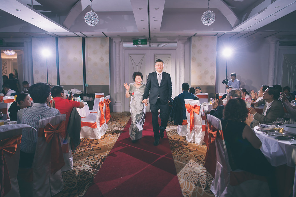 [婚禮攝影]俊宏涵蓁 證婚晚宴@星靚點花園飯店-最專業的團隊完成每場完美婚禮紀錄，拍的不只好更要快! #婚攝作品