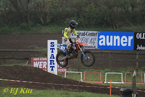 comp_EJK_3119 | by ej.kitt