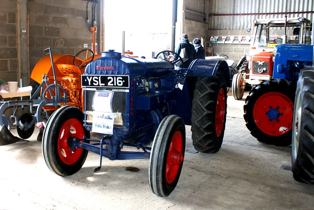 FORDSON STANDARD TRACTOR