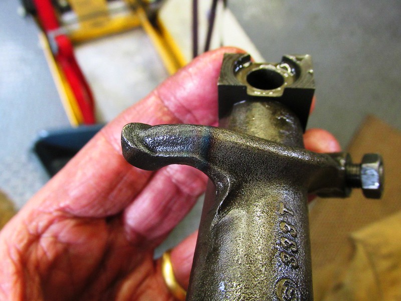 Heat Treating of Finger On Rocker Arm Can Cause Discoloration-It's Normal