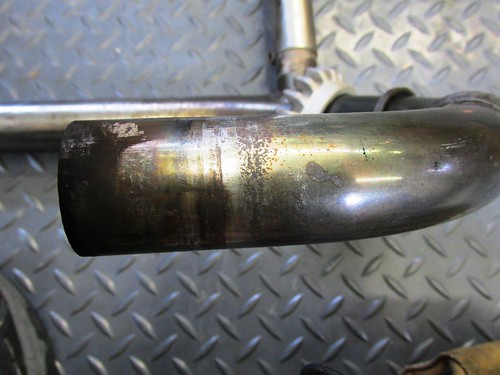 Header Pipe Corrosion