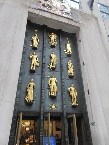 Art Deco Gold Figures Representing Multiple Industries 6487 | by Brechtbug