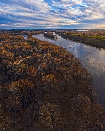 trees park wild nature explore dji mavic 2 pro drone photography sky landscape clouds sunset sun light river wisconsin water blue red colors colorful springtime spring april home outside outdoors beach white tree art yellow lake orange old new plover galecke county portage birds