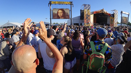 Audience Santana and Mona Lisa on Day 2 of Jazz Fest - 4.26.19. Photo by Charlie Steiner.
