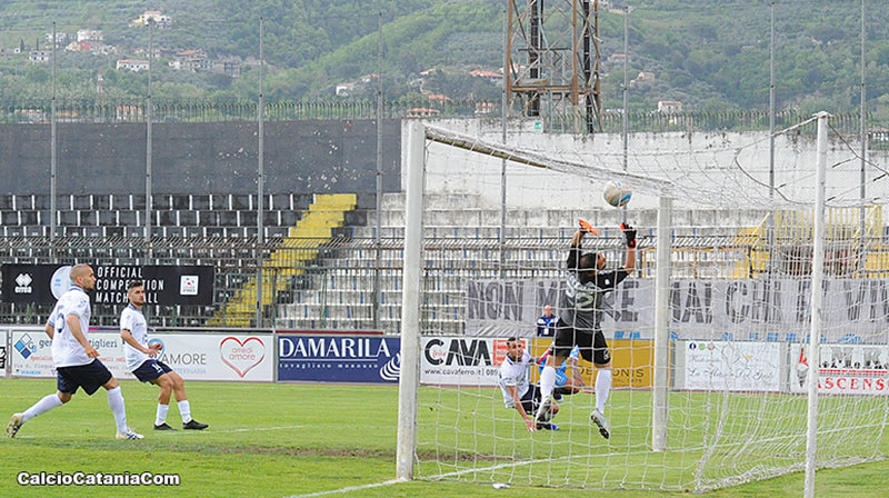 Il gran gol di Saretto Bucolo alla Cavese nell'aprile 2019