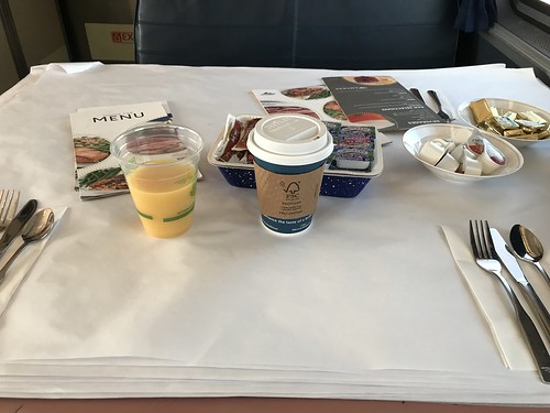 Amtrak breakfast
