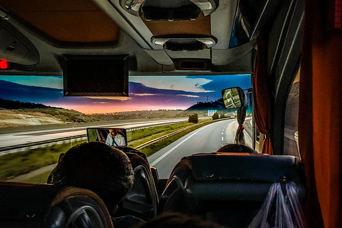 yıldız turkey türkiye asia 土耳其 apple iphone iphonex cameraphone dawn sunrise morning roadtrip coach bus road