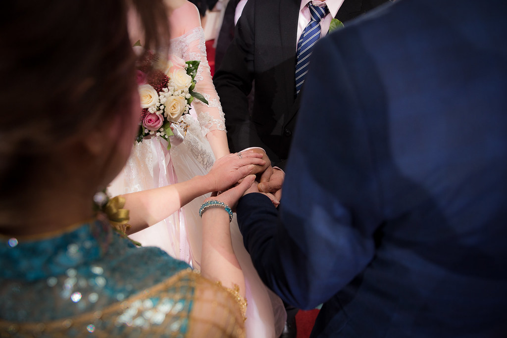 [婚禮攝影]文樺瑋婷 幸福喜宴@板橋囍宴軒-最專業的團隊完成每場完美婚禮紀錄，拍的不只好更要快! #婚攝