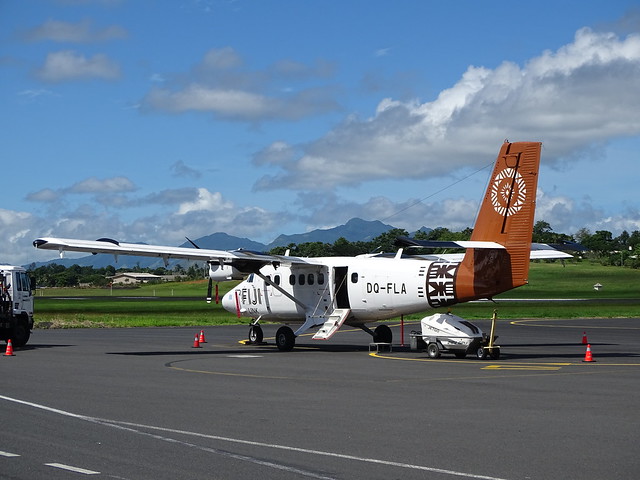 Fiji Link Viking DHC-6-400 Twin Otter DQ-FLA