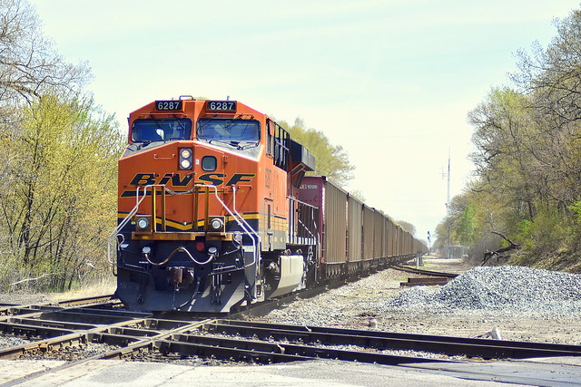 BNSF coal train at Griffith Indiana
