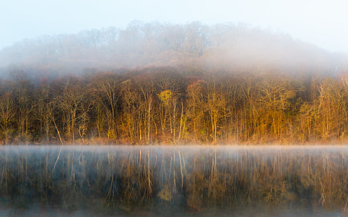 nature sunrise fog foggy landscape reflection water calm still morning wallpaper wisconsin midwest canoneos5dmarkiii canonef2470mmf28lusm background