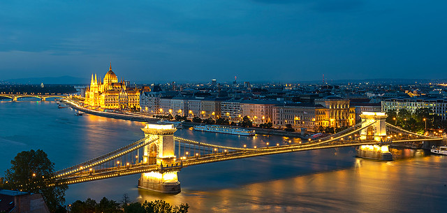 Hungarian parlamient and chain bridge at dusk in Budapest