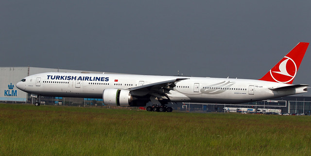 Turkish Airlines / Boeing 777-3F2(ER) / TC-JJV