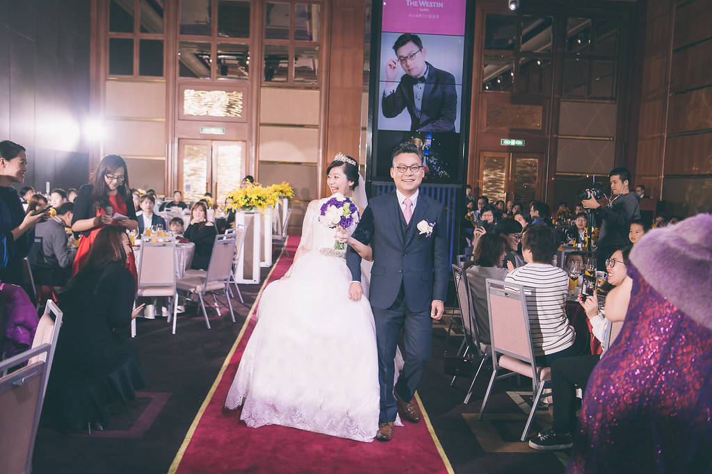 [婚禮攝影]鶴齡雅倫 幸福喜宴@六福皇宮-最專業的團隊完成每場完美婚禮紀錄，拍的不只好更要快! #婚禮拍立得