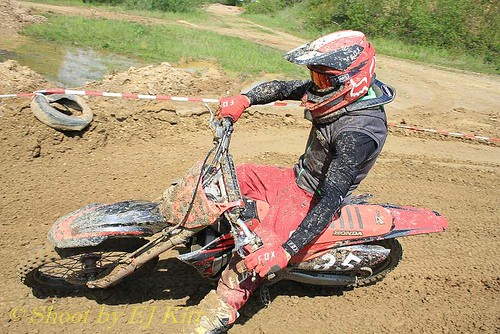 comp_EJK_4443 | by ej.kitt