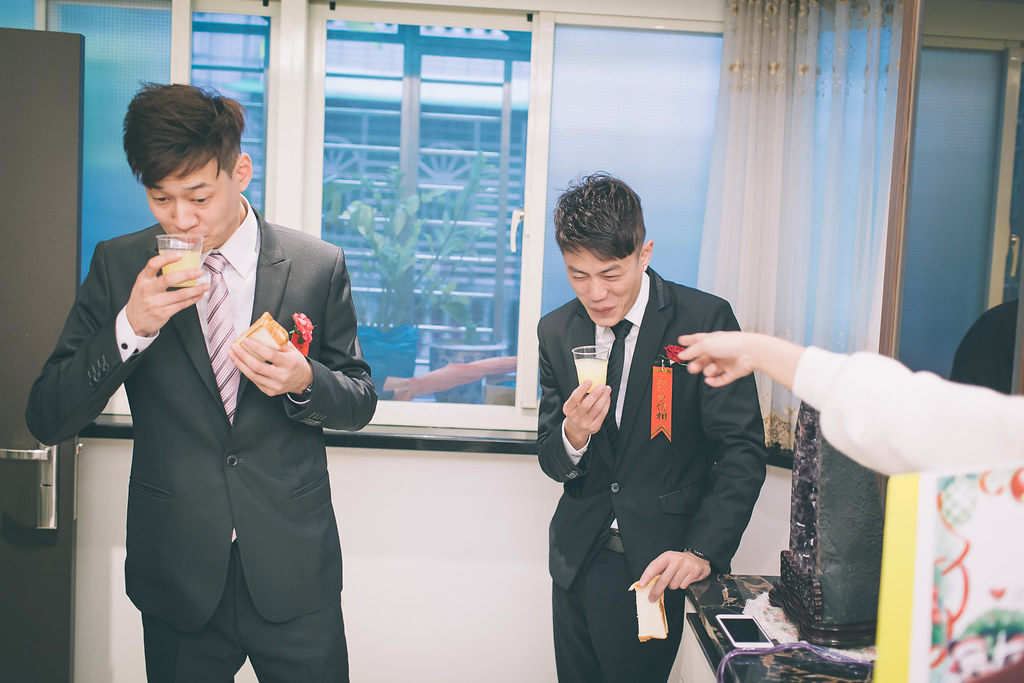 [婚禮攝影]長穎雅妍 文定迎娶晚宴@新莊頤品-最專業的團隊完成每場完美婚禮紀錄，拍的不只好更要快! #即拍即印
