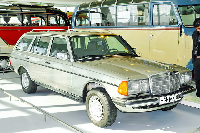 Mercedes-Benz 300TD W123 1978-1986 20.10.2009 1316