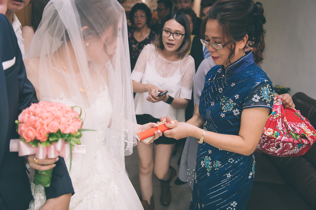 [婚禮攝影]哲綸妍綾 文定迎娶午宴@大直典華-最專業的團隊完成每場完美婚禮紀錄，拍的不只好更要快! #婚攝推薦