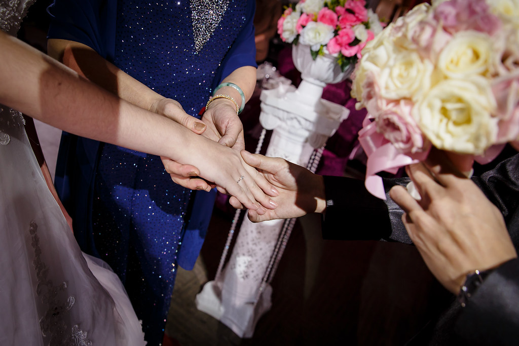 [婚禮攝影]政倫瑋庭 迎娶喜宴@米爾餐廳-最專業的團隊完成每場完美婚禮紀錄，拍的不只好更要快! #婚攝推薦