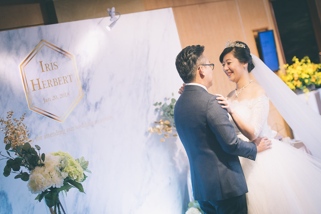 [婚禮攝影]鶴齡雅倫 幸福喜宴@六福皇宮-最專業的團隊完成每場完美婚禮紀錄，拍的不只好更要快! #婚禮紀錄