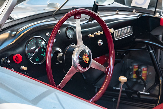 Abarth Porsche 356 dashboard