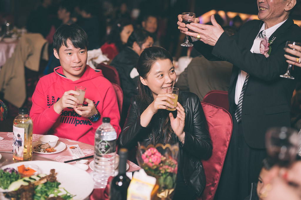 [婚禮攝影]俊陞仟瑜 文定迎娶晚宴@一郎日本料理-最專業的團隊完成每場完美婚禮紀錄，拍的不只好更要快! #婚攝作品