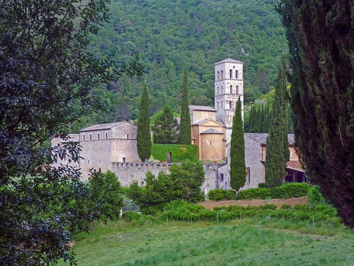 San Pietro in Valle by giorgiorodano46, L'abbazia di San Pietro in Valle è uno storico monastero della Valnerina. Si trova nei pressi di Fer