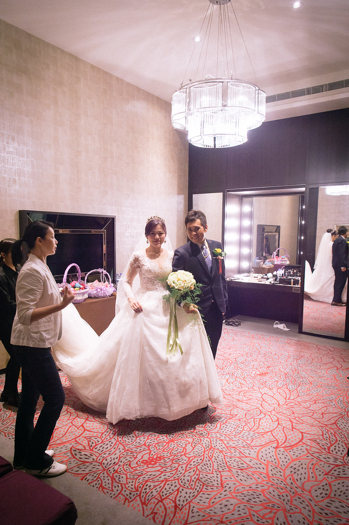 [婚禮攝影]弼琦懿文 文定午宴@中和華漾飯店-最專業的團隊完成每場完美婚禮紀錄，拍的不只好更要快! #婚攝