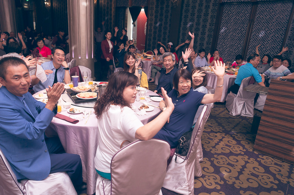 [婚禮攝影]佐呈詠丞 結婚喜宴@台中女兒紅-最專業的團隊完成每場完美婚禮紀錄，拍的不只好更要快! #婚攝