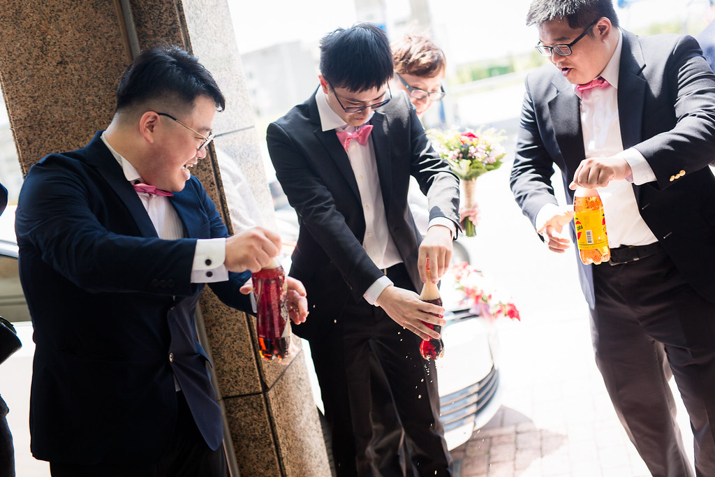 [婚禮攝影]信誠虹萱 文定迎娶晚宴@白金花園酒店-最專業的團隊完成每場完美婚禮紀錄，拍的不只好更要快! #婚禮紀錄