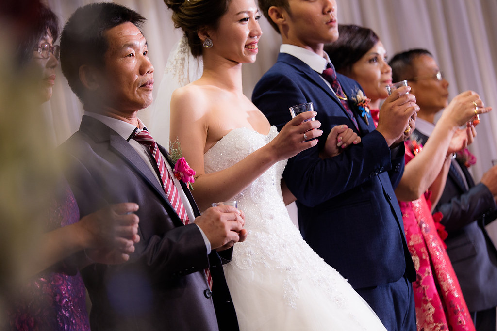 [婚禮攝影]君霖郁屏 文定迎娶午宴@苗栗天廚海鮮樓-最專業的團隊完成每場完美婚禮紀錄，拍的不只好更要快! #婚禮紀錄