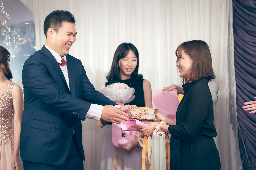 [婚禮攝影]明志韋廷 文定迎娶午宴@新莊晶宴-最專業的團隊完成每場完美婚禮紀錄，拍的不只好更要快! #婚攝作品
