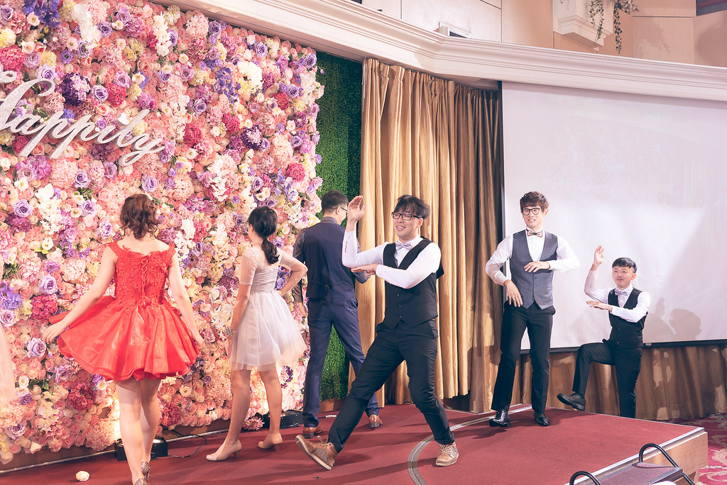 [婚禮攝影]Ryan & PeiPei 幸福喜宴@新莊翰品酒店-最專業的團隊完成每場完美婚禮紀錄，拍的不只好更要快! #即拍即印