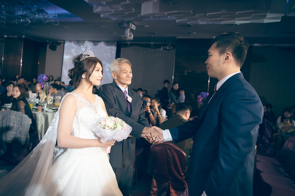 [婚禮攝影]明志韋廷 文定迎娶午宴@新莊晶宴-最專業的團隊完成每場完美婚禮紀錄，拍的不只好更要快! #婚攝作品