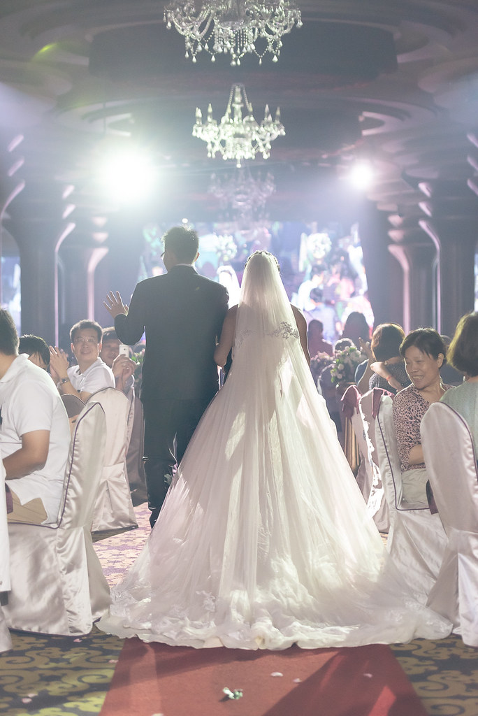 [婚禮攝影]佐呈詠丞 結婚喜宴@台中女兒紅-最專業的團隊完成每場完美婚禮紀錄，拍的不只好更要快! #即拍即印