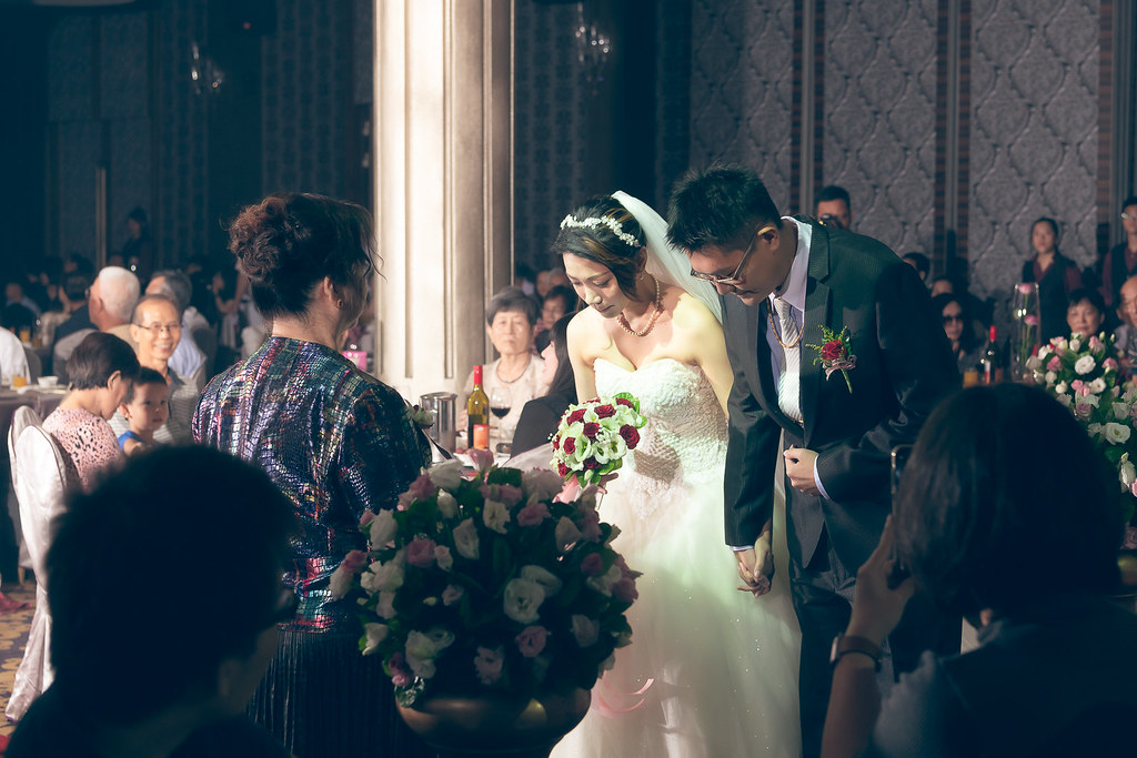 [婚禮攝影]佐呈詠丞 結婚喜宴@台中女兒紅-最專業的團隊完成每場完美婚禮紀錄，拍的不只好更要快! #婚禮拍立得