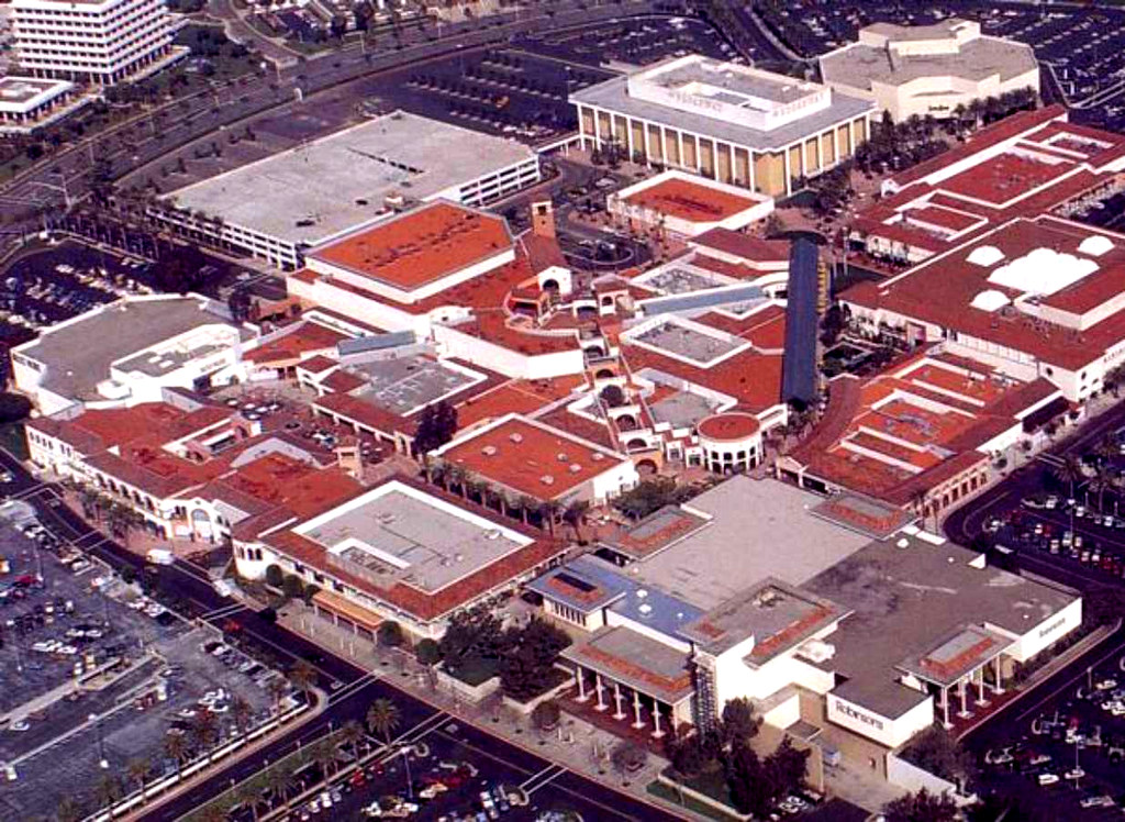 Fashion Island Shopping Center 1980's -Newport Beach CA