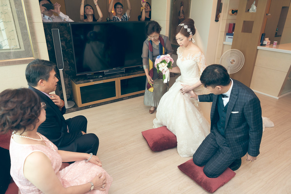 [婚禮攝影]仲又芝筠 迎娶晚宴@雅悅會館-最專業的團隊完成每場完美婚禮紀錄，拍的不只好更要快! #婚攝推薦