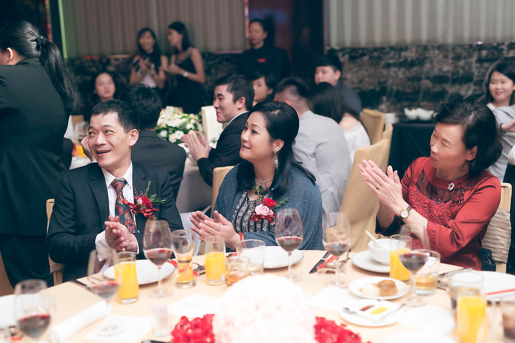 [婚禮攝影]尚勳妤倩 文定午宴@君悅酒店-最專業的團隊完成每場完美婚禮紀錄，拍的不只好更要快! #即拍即印