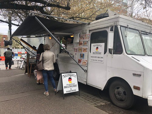 5 Tips for Making the Most of Portland’s Food Truck Scene