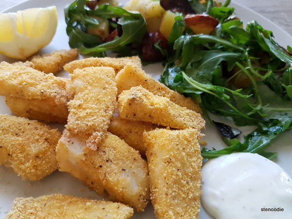  Oven baked fish fingers with a salad