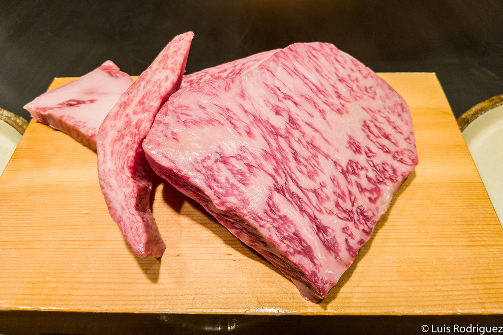 Wagyu japonés (Ishigaki Beef) con un marmoleado sublime