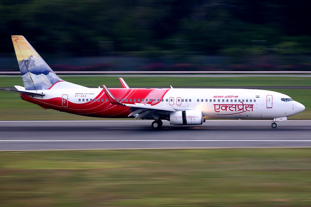 Air India Express | Boeing 737-800 | VT-AXX | Singapore Changi